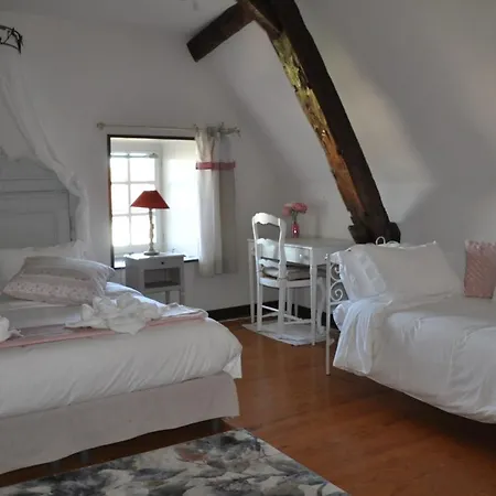 Guest house La Maison Du De Conde Charroux-d'Allier